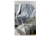 Plaid/couverture & coussin Lapin serviette d'invité, peignoir super absorbant, Produits d'été - Plage, Linge d'entretien, essuie de cuisine, parure de lit, Vincent Larrousse, couverture